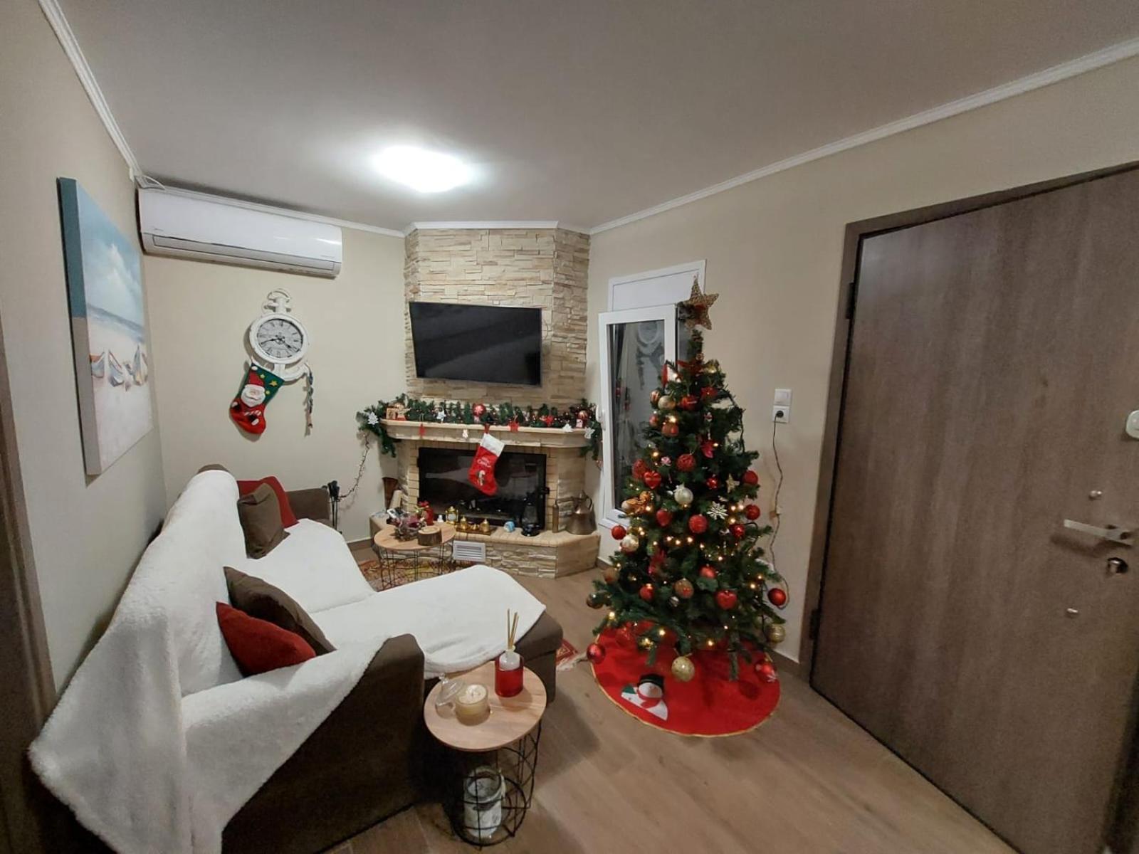 Guesthouse Eirini Porto Germeno Eksteriør billede